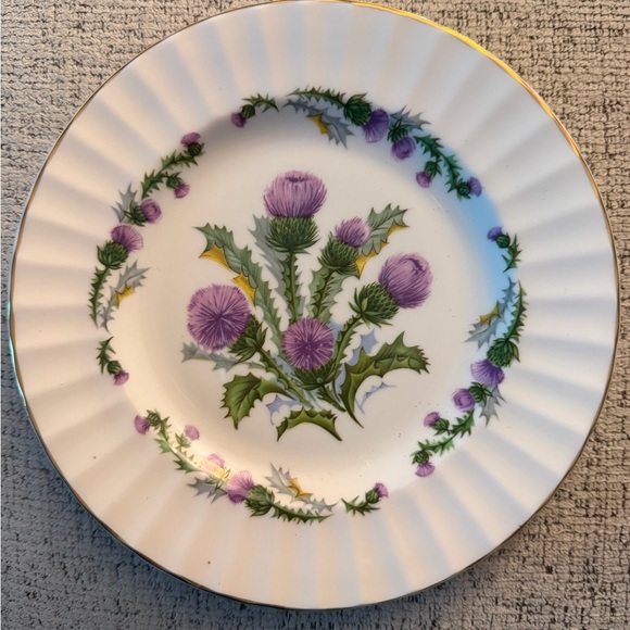 Crown Victorian Staffordshire Fine Bone China Thistle Tea Plates (2) 6.5” - Picture 4 of 4